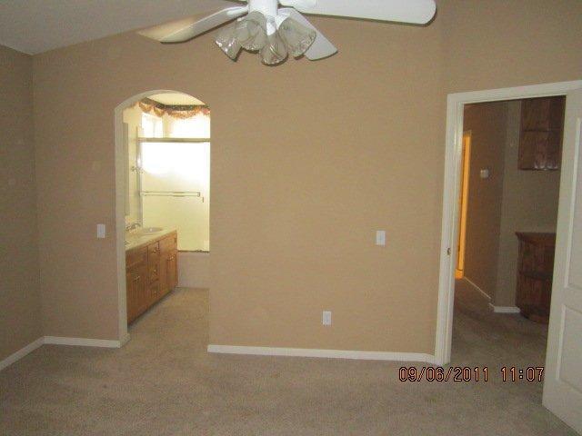 4021 Heritage Dr, Modesto, CA 95356 photo 5