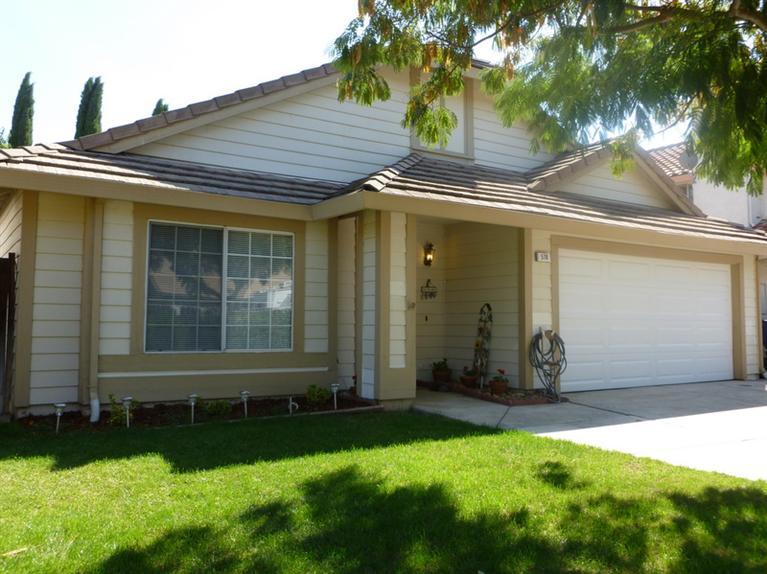 570 Altamont Dr, Tracy, CA 95376 photo 1