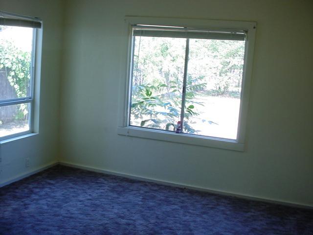 411 W 26th St, Merced, CA 95340 photo 3