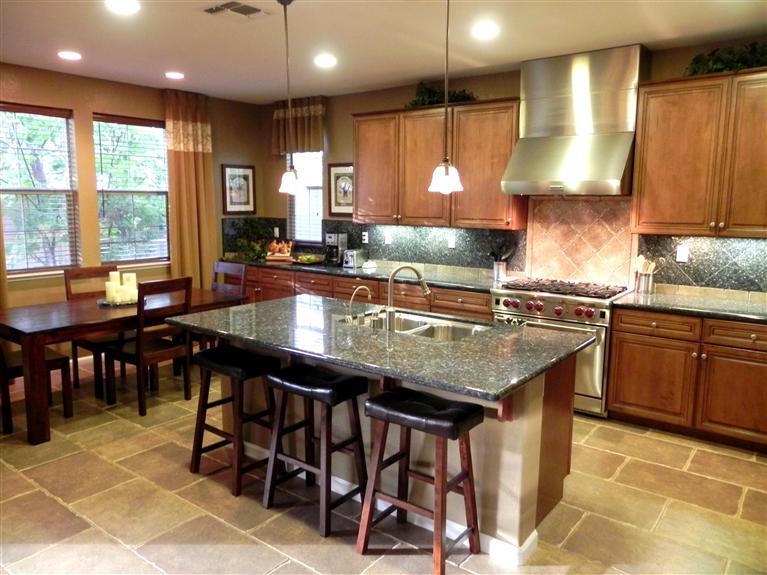 917 Campfire Cir, Rocklin, CA 95765 photo 2