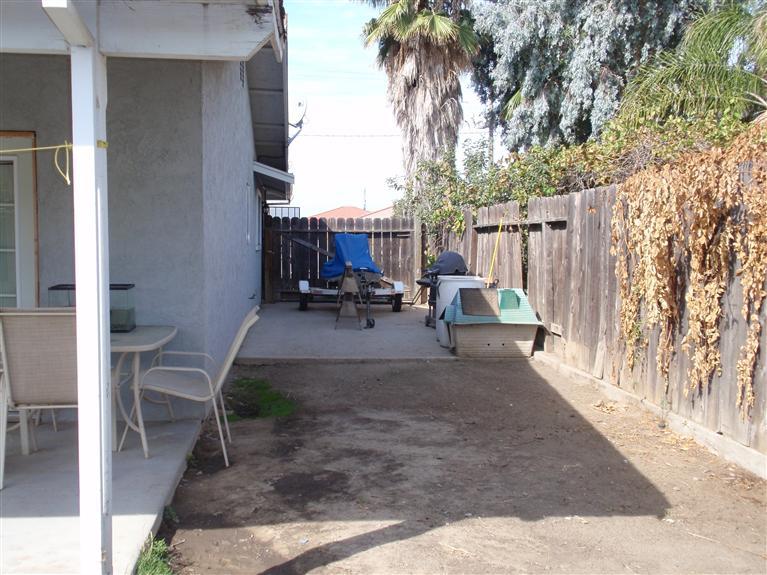1010 Moffett Rd, Modesto, CA 95351 photo 5