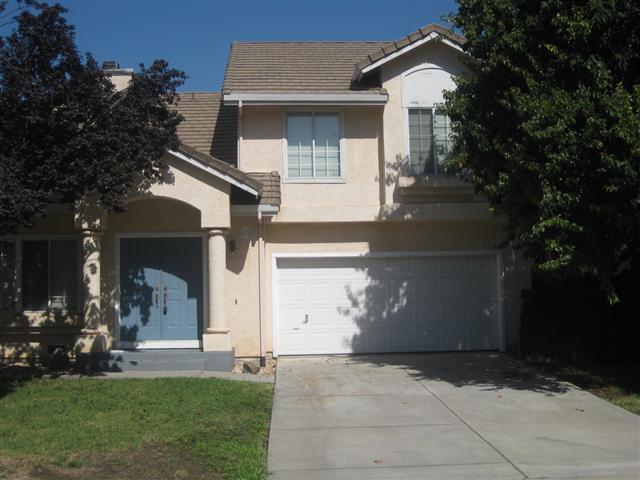 471 Gonzalez St, Tracy, CA 95376 photo 1