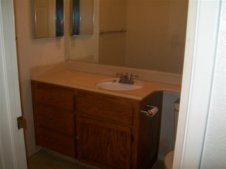 2425 Woodvale Dr, Modesto, CA 95355 photo 7