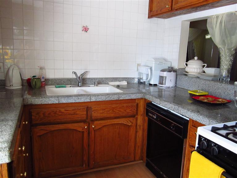 3313 Davidson Dr, Antelope, CA 95843 photo 4
