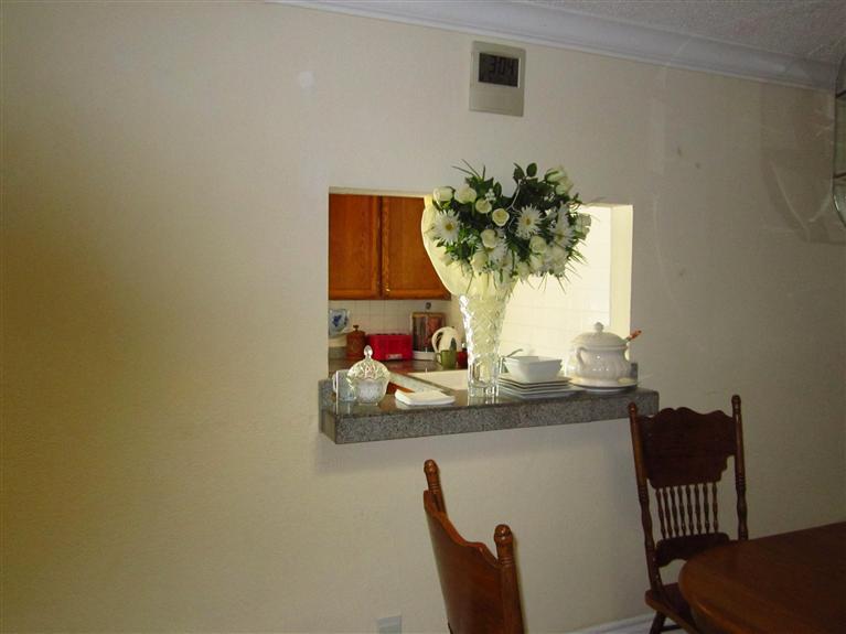 3313 Davidson Dr, Antelope, CA 95843 photo 5