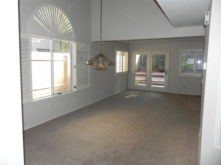 2720 Hoffman Woods Ln, Carmichael, CA 95608 photo 6