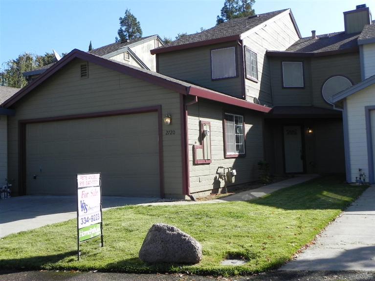 2720 Hoffman Woods Ln, Carmichael, CA 95608 photo 1