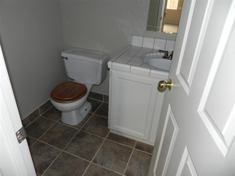 2720 Hoffman Woods Ln, Carmichael, CA 95608 photo 9