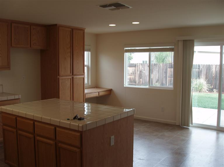 1393 Dynes St, Merced, CA 95348 photo 5
