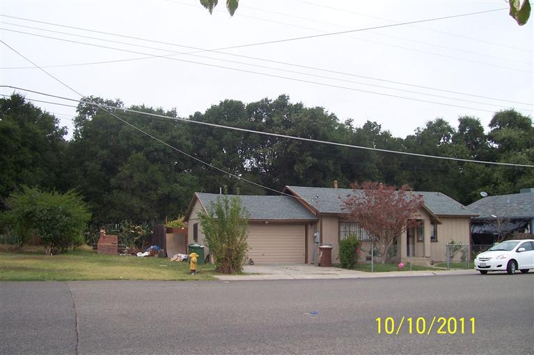 119 E St, Galt, CA 95632 photo 2