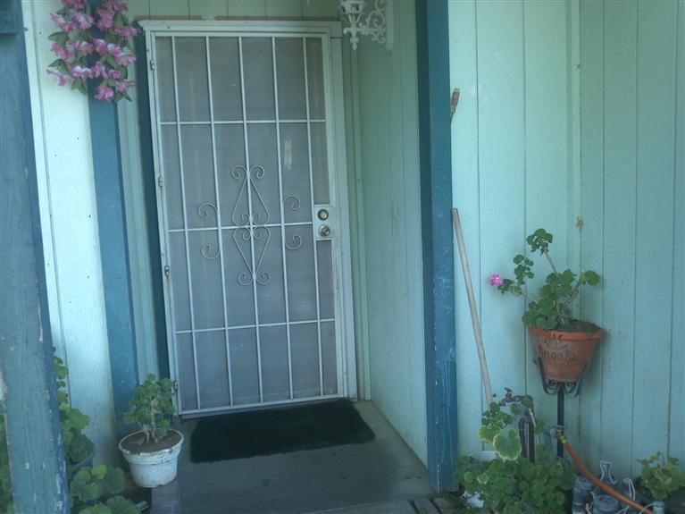 930 E Linwood Ave, Turlock, CA 95380 photo 3