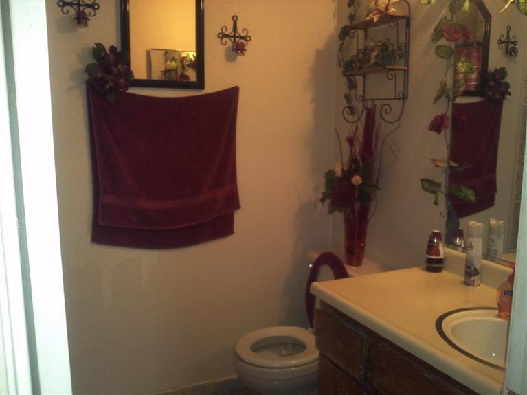 930 E Linwood Ave, Turlock, CA 95380 photo 13