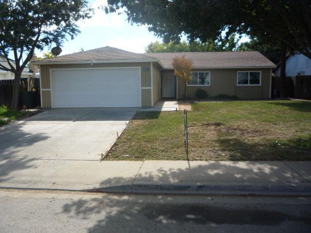 624 Walnut Ave, Patterson, CA 95363 photo 1