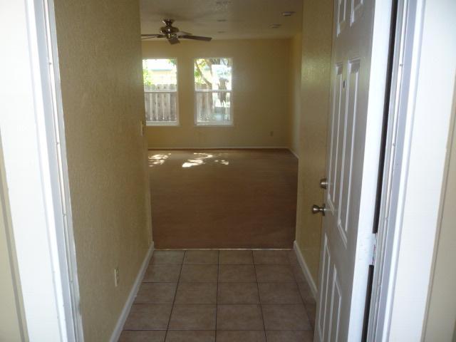 624 Walnut Ave, Patterson, CA 95363 photo 16