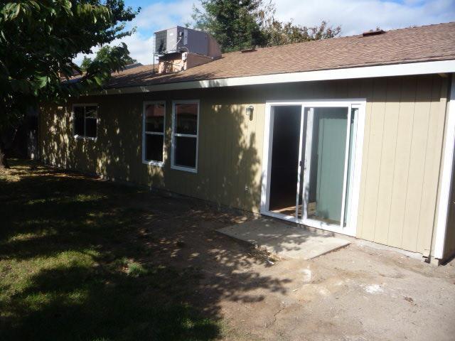 624 Walnut Ave, Patterson, CA 95363 photo 13