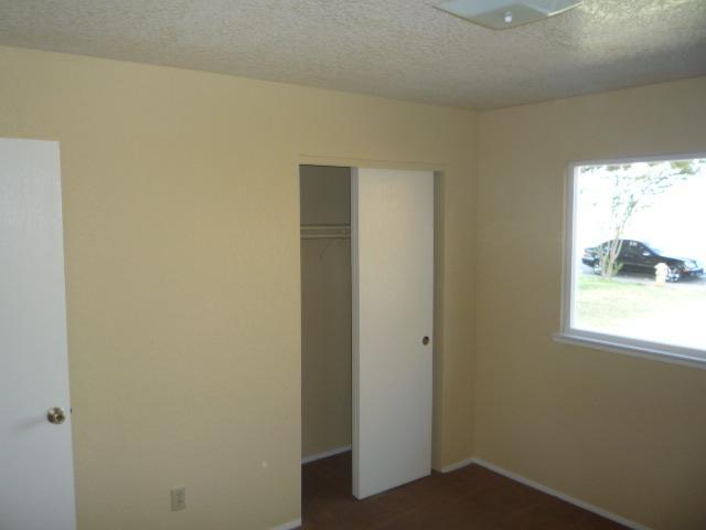 624 Walnut Ave, Patterson, CA 95363 photo 6