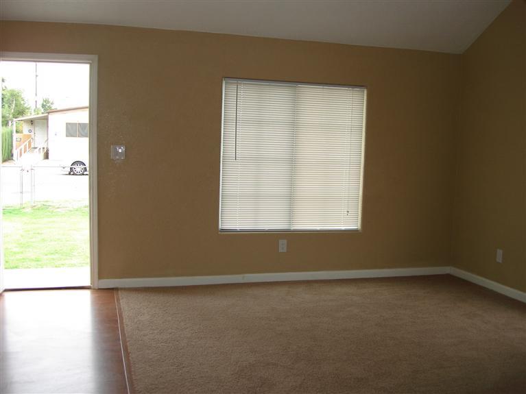 5209 9th St, Keyes, CA 95328 photo 4