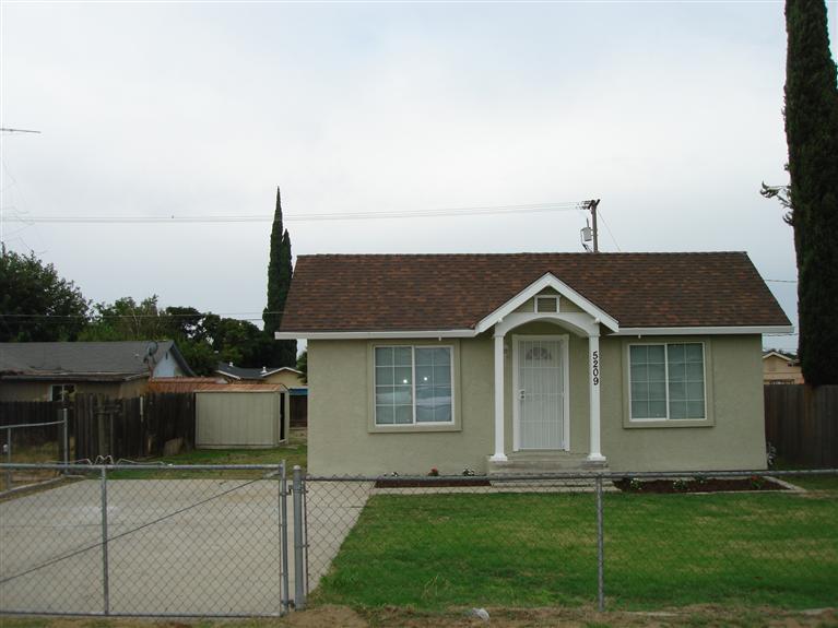 5209 9th St, Keyes, CA 95328 photo 2