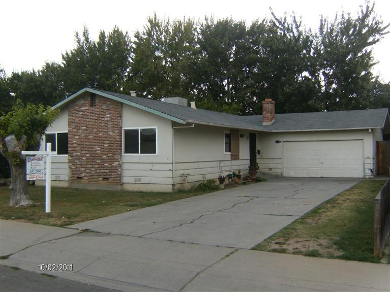 740 N Golden Ave, Lodi, CA 95240 photo 2