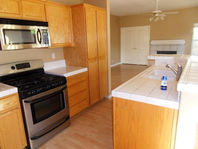 2300 Oak Crest Dr, Turlock, CA 95382 photo 7