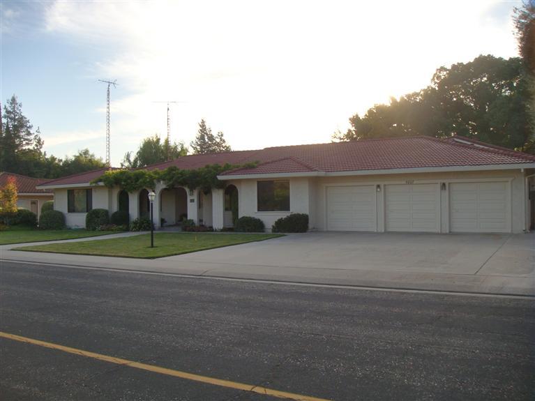 5807 Chenault Dr, Modesto, CA 95356 photo 1