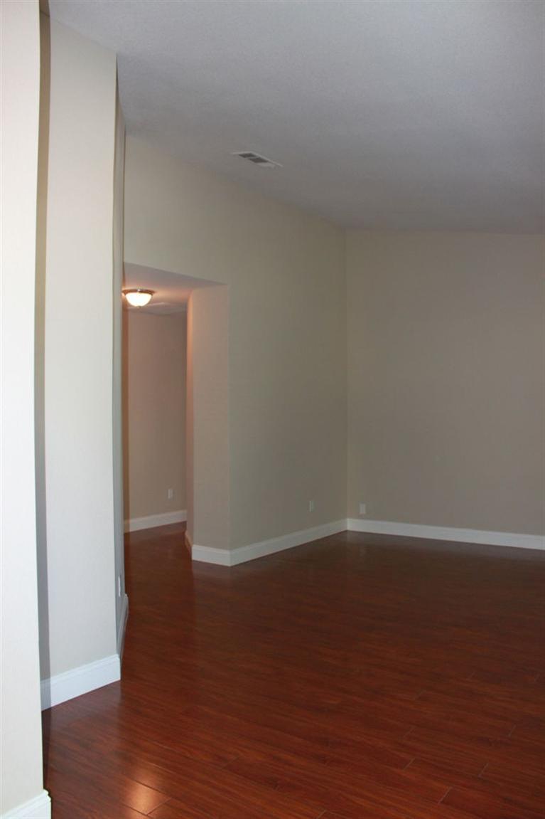 144 Camelback St, Lathrop, CA 95330 photo 3