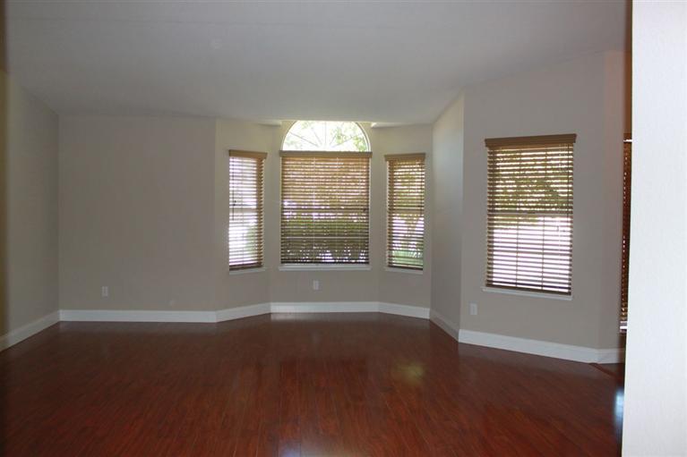 144 Camelback St, Lathrop, CA 95330 photo 4
