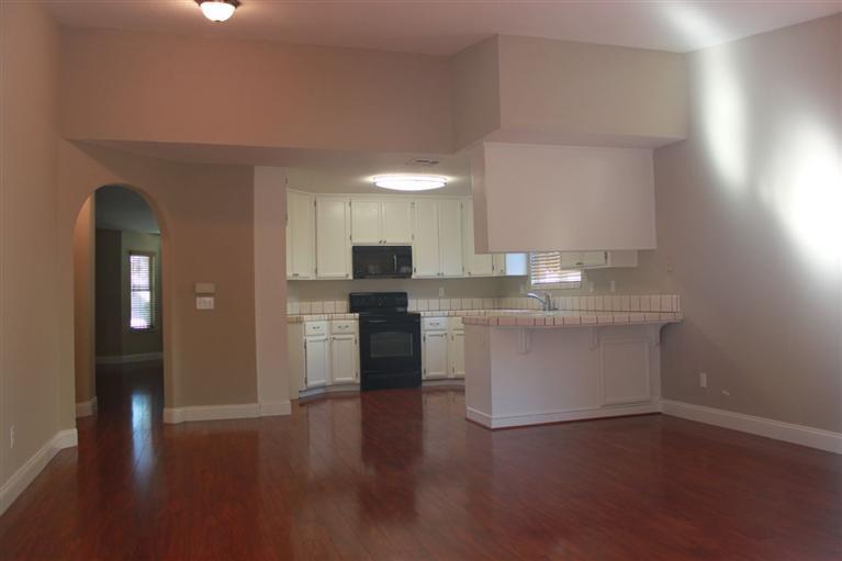 144 Camelback St, Lathrop, CA 95330 photo 7