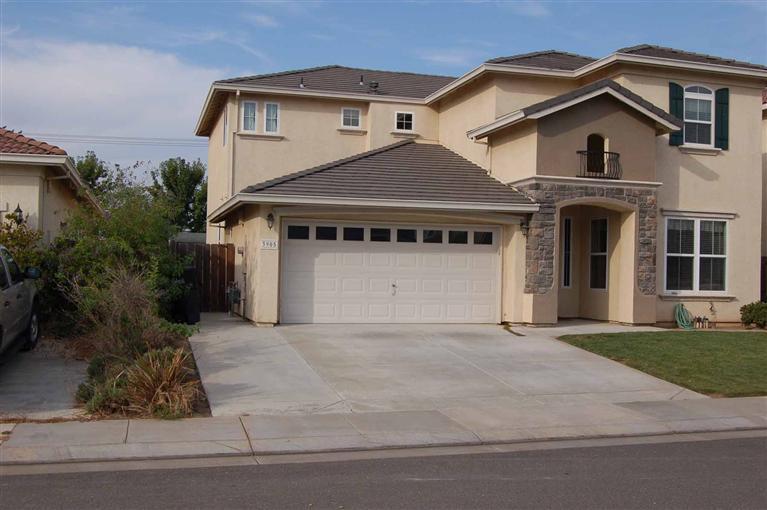 3905 Misty Ln, Modesto, CA 95355 photo 2