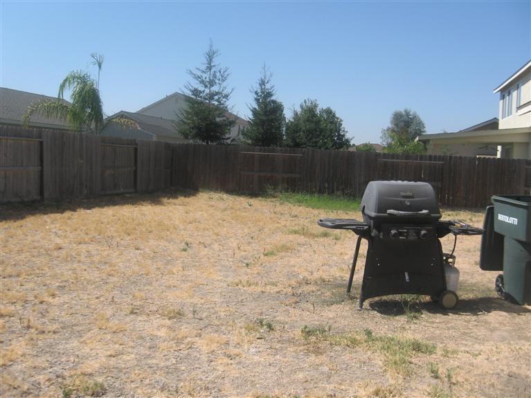 4914 Delphina Ct, Keyes, CA 95328 photo 3