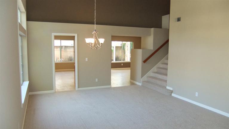 1300 Parkside Dr, Tracy, CA 95376 photo 2