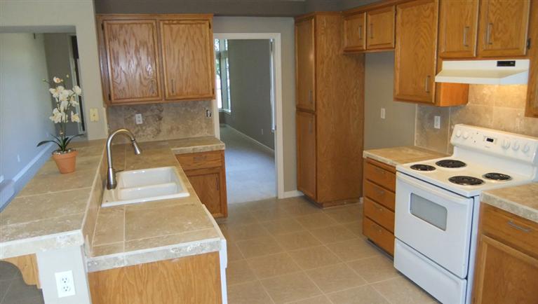 1300 Parkside Dr, Tracy, CA 95376 photo 8