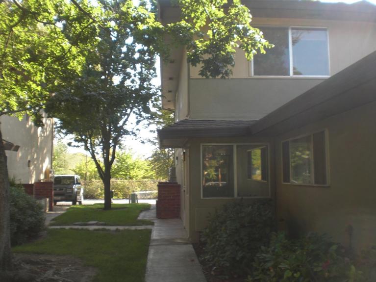 2726 Bidwell St #3, Davis, CA 95618 photo 2