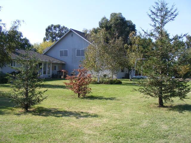 8225 Chester Dr, Sacramento, CA 95830 photo 6