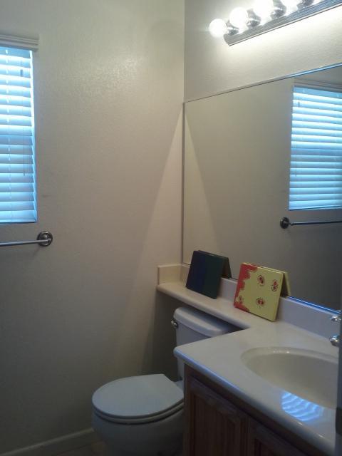 1045 Tiburon, Olivehurst, CA 95961 photo 10