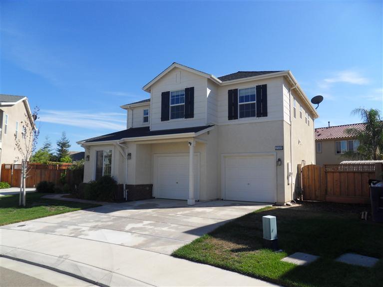 2558 Greenleaf St, Manteca, CA 95337 photo 2