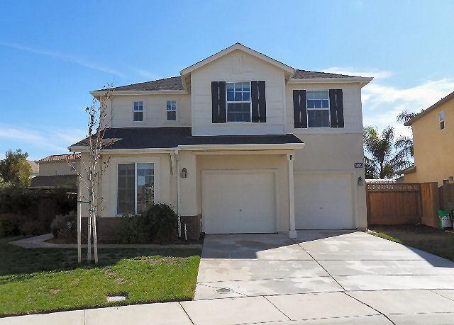 2558 Greenleaf St, Manteca, CA 95337 photo 1
