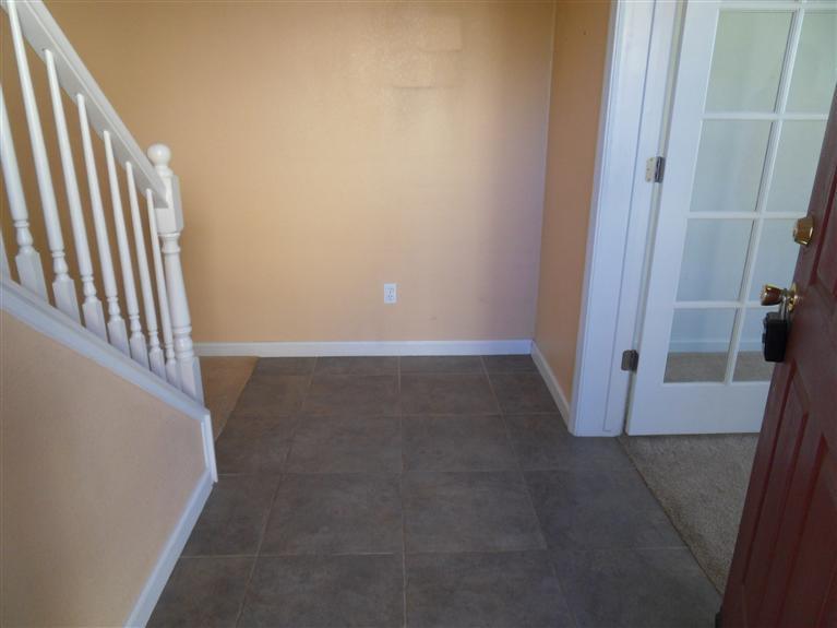 2558 Greenleaf St, Manteca, CA 95337 photo 3