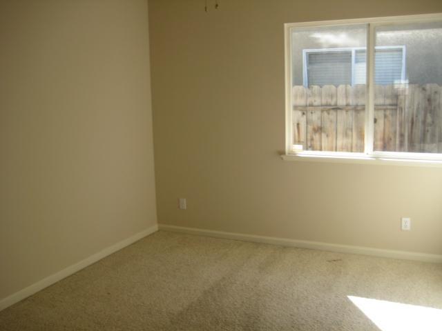 3329 Creek Bed Ct, Modesto, CA 95355 photo 3