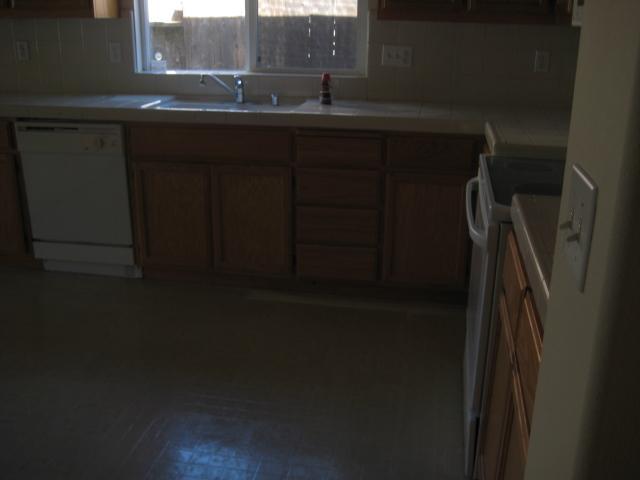 3329 Creek Bed Ct, Modesto, CA 95355 photo 2