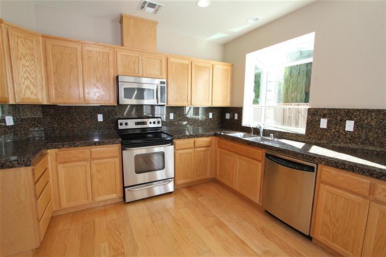 1467 Gentry Ln, Tracy, CA 95377 photo 8