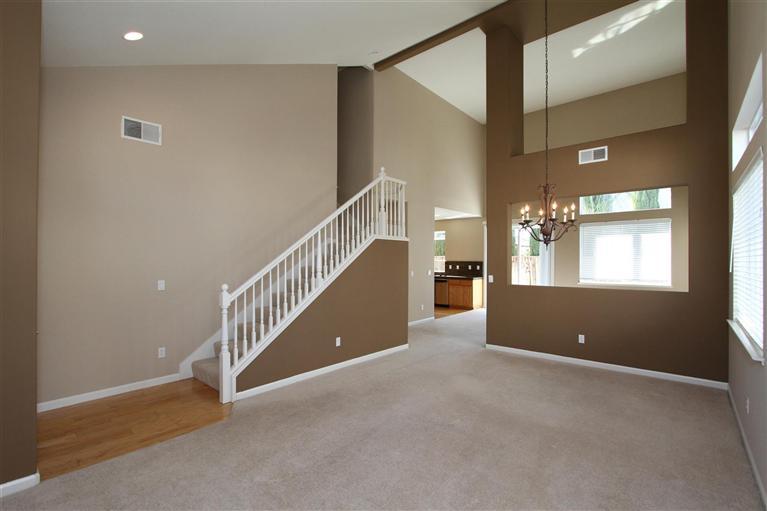 1467 Gentry Ln, Tracy, CA 95377 photo 4