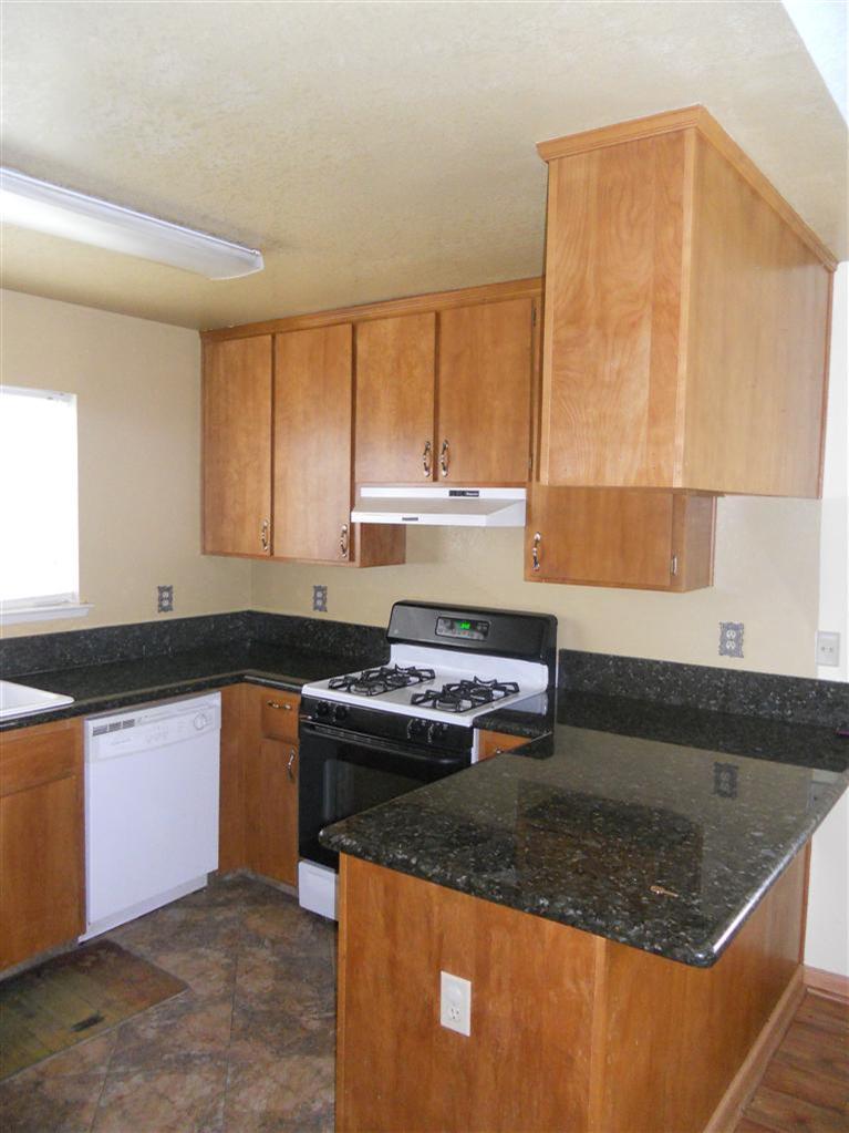 1764 Boston Ct, Turlock, CA 95382 photo 4
