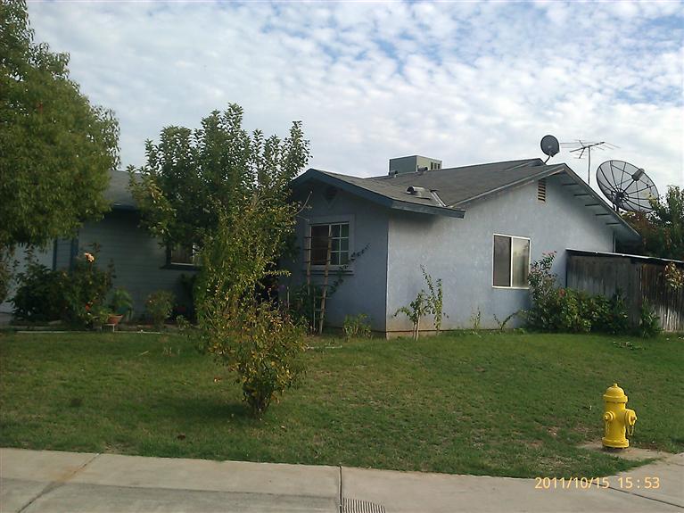 7415 Amanda Dr, Winton, CA 95388 photo 2