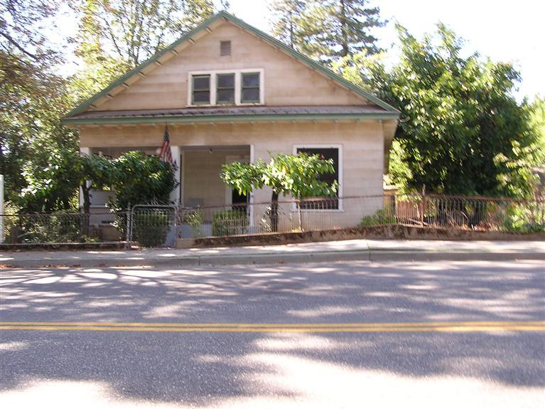133 S Auburn St, Colfax, CA 95713 photo 1