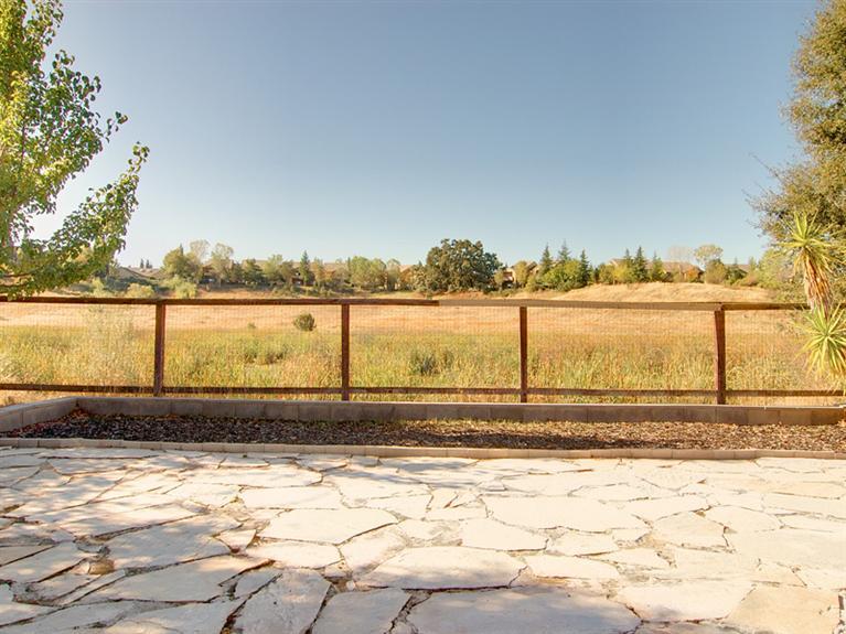 5851 Devon Dr, Rocklin, CA 95765 photo 4