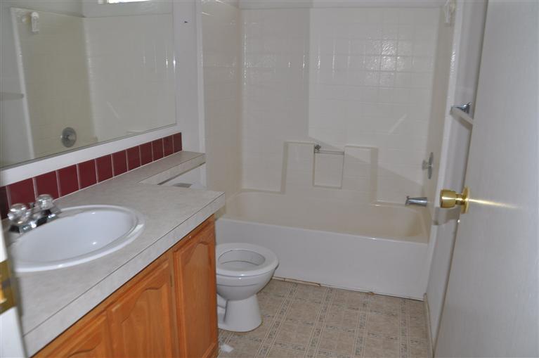 8484 Locust Rd, Elverta, CA 95626 photo 6