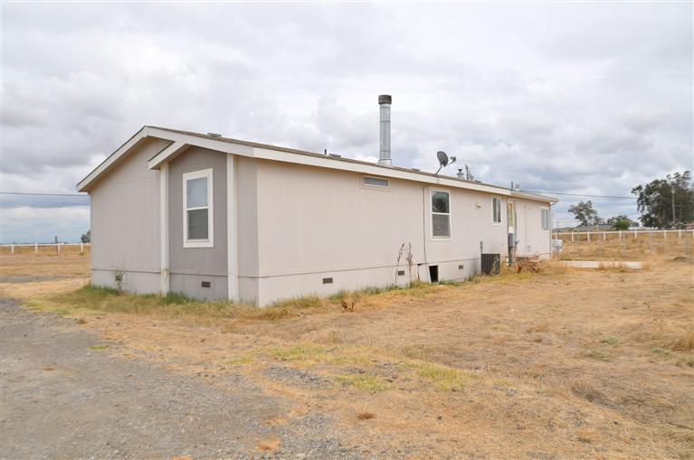 8484 Locust Rd, Elverta, CA 95626 photo 2