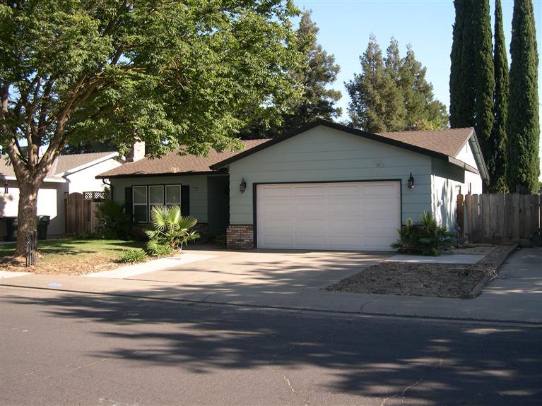 1716 Wilbur Dr, Modesto, CA 95350 photo 3
