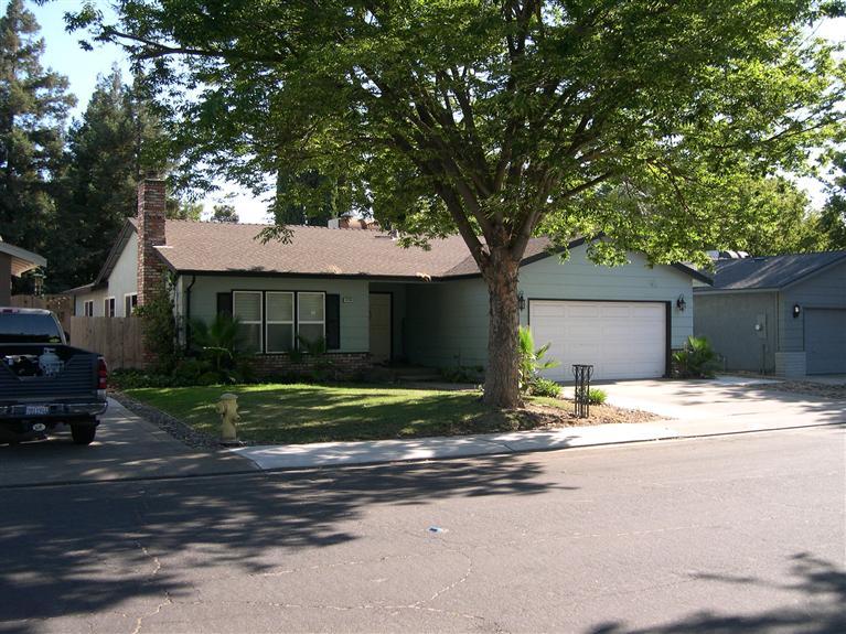 1716 Wilbur Dr, Modesto, CA 95350 photo 2